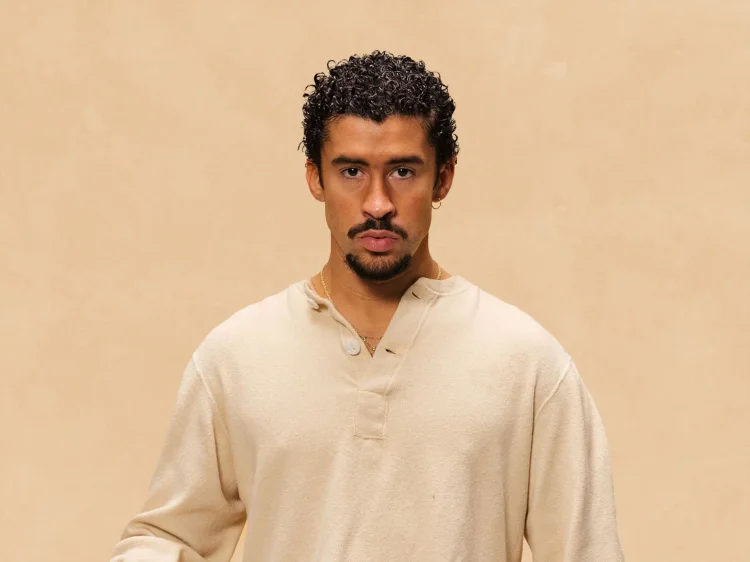 TEST: Bad Bunny custom title Live